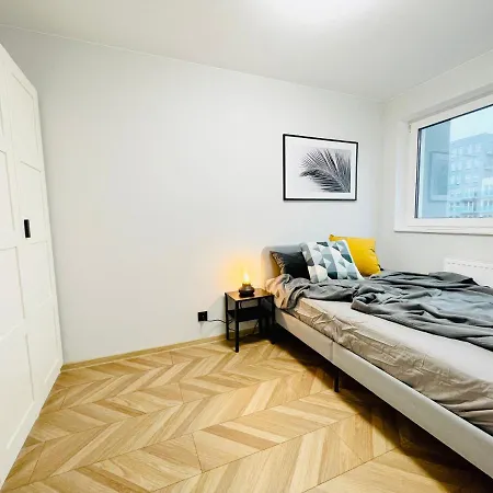 Topaz - Parking , Kozielska 106d *